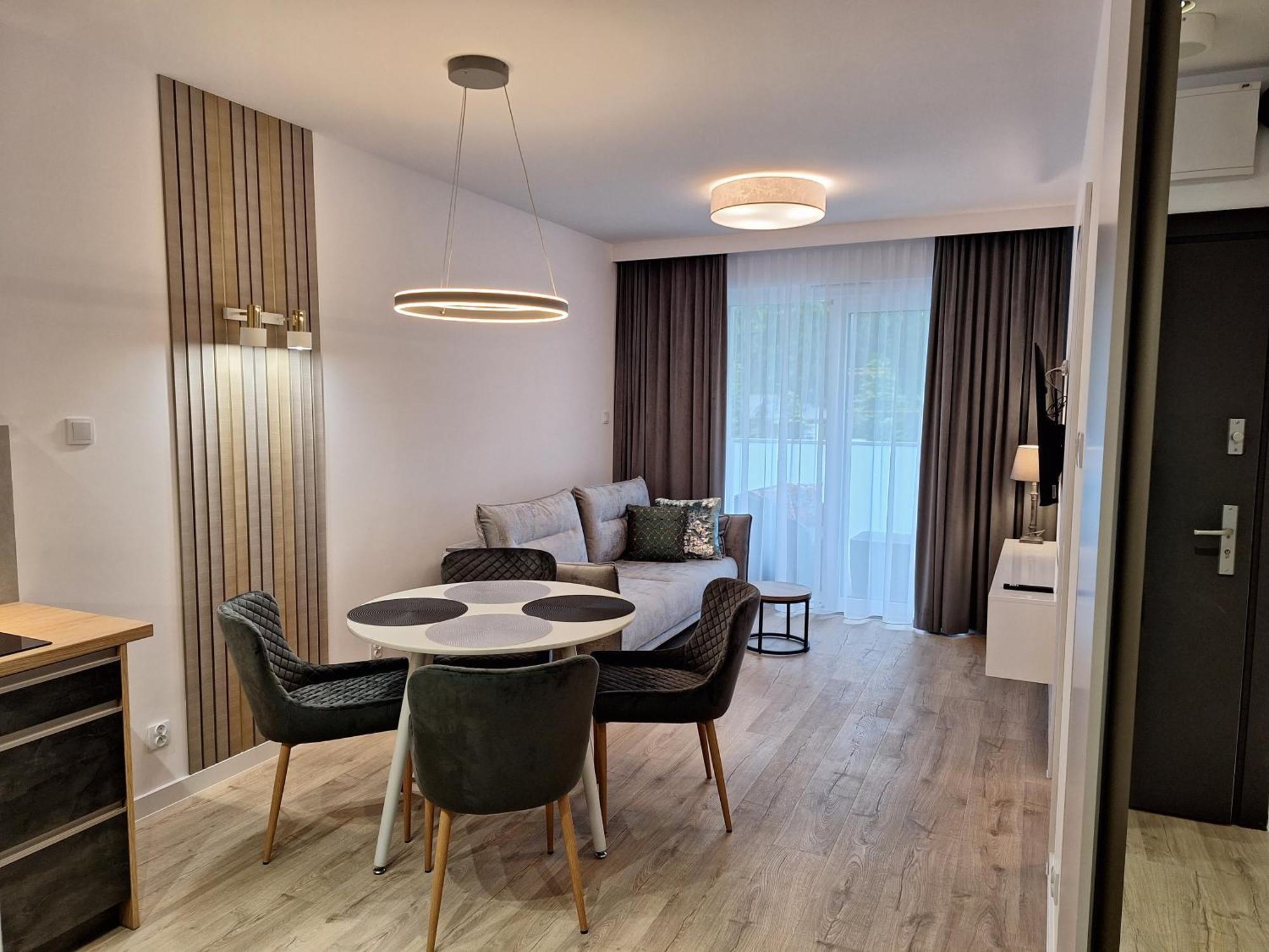 Modern White Kollataja 7A Apartment Kolobrzeg Exterior photo